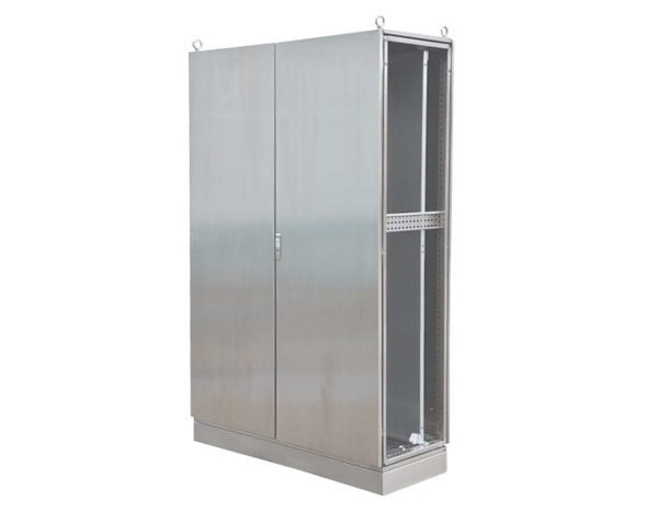 防護(hù)等級(jí)：IP56；<br>證書(shū)：CE、ROHS、IP56；<br>材質(zhì)：304不銹鋼，安裝板為鍍鋅板，門(mén)板2.0mm，安裝板2.5mm，柜體為1.5mm；<b…
